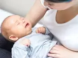 Trudności w wypróżnianiu i zaparcie czynnościowe u niemowląt Trudności w wypróżnianiu i zaparcie czynnościowe u niemowląt