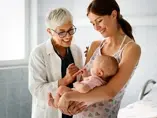 Zaburzenia rozwoju u dzieci. Część 2 Rola zespołu żywieniowego w procesie terapeutycznym mama z dzieckiem w gabinecie pediatry