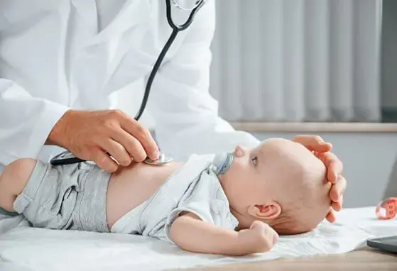 Niedojrzałość układu pokarmowego u noworodka – przyczyny i objawy Niedojrzałość układu pokarmowego u noworodka – przyczyny i objawy